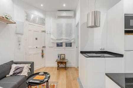 Apartamento La Latina Palacio マドリード エクステリア 写真