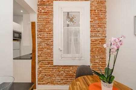 Apartamento La Latina Palacio マドリード エクステリア 写真